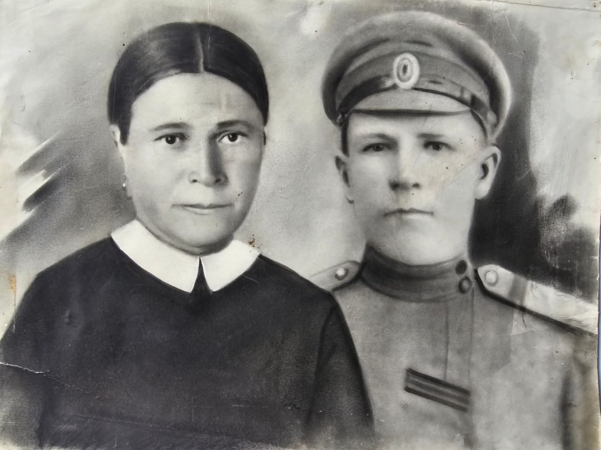 Павлина Михайловна и Иван Иванович Коленкины