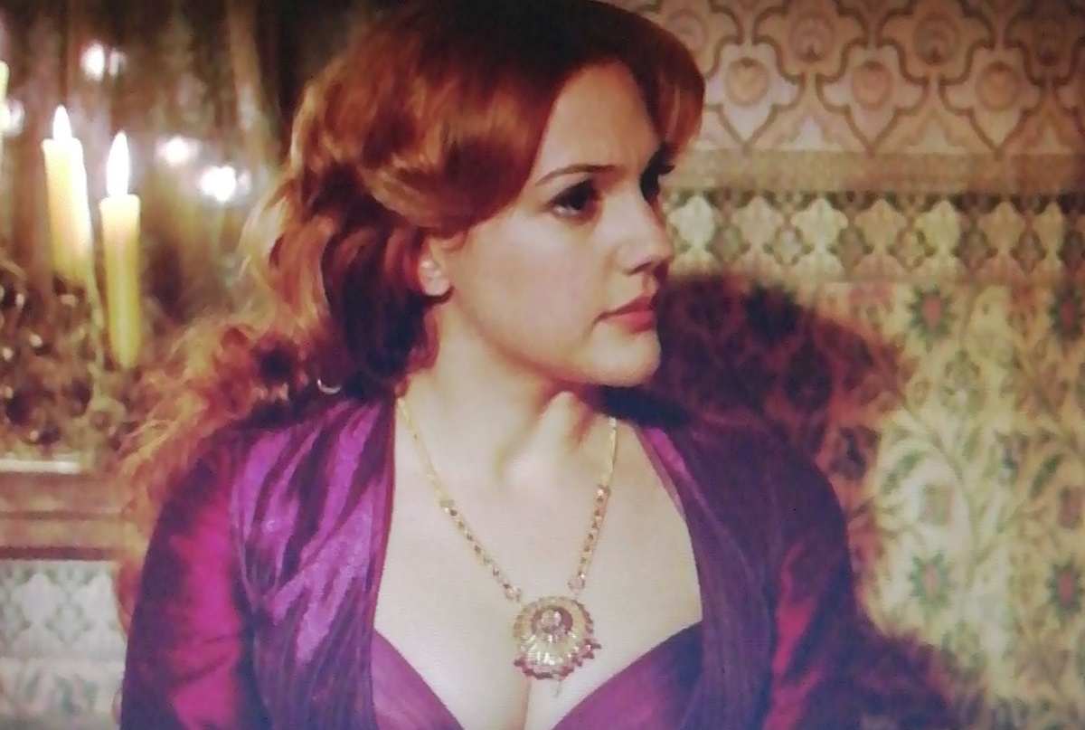 Хюррем делится с Ибрагимом 