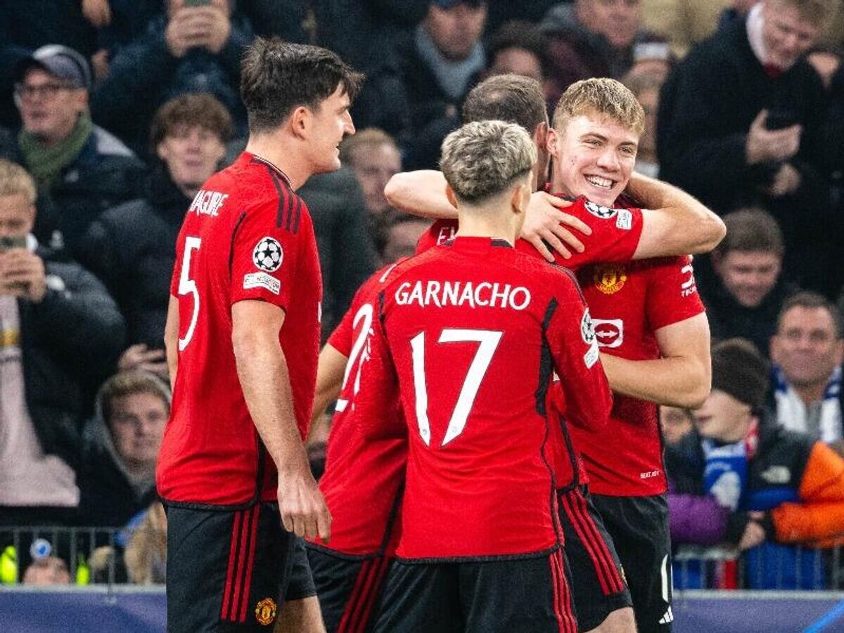    Футболисты "Манчестер Юнайтед" | © Фото : Пресс-служба "МЮ"