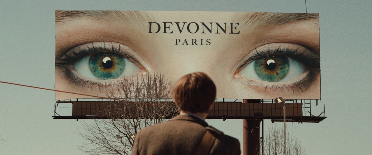 Задел на сиквел уже явно предполагает только очередную чараду, а не философскую дискуссию.