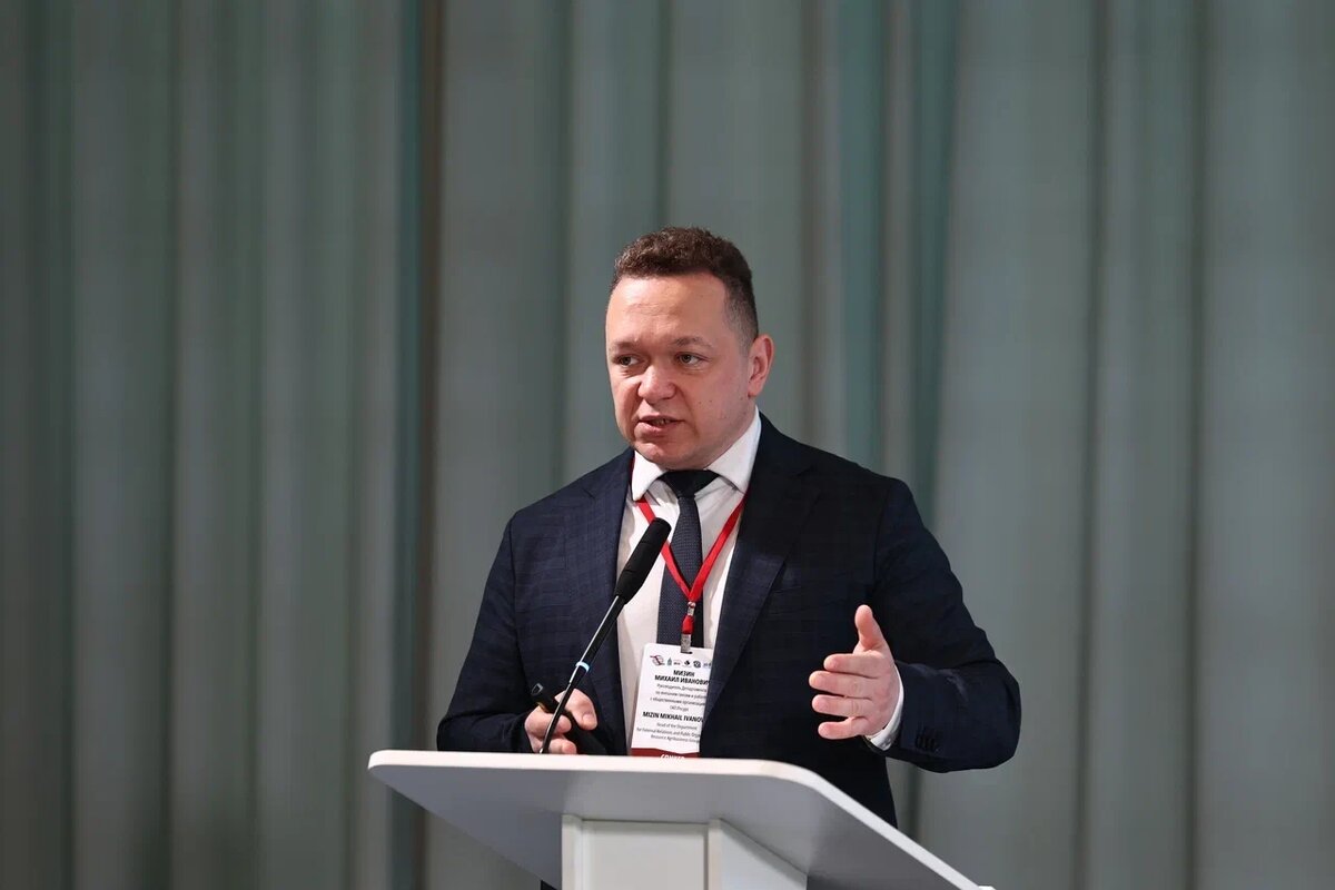    Руководитель Департамента по внешним связям и работе с общественными организациями ГАП «Ресурс» Михаил Мизин. Источник фото: Оргкомитет форума «МТК «Север-Юг - Новые горизонты».