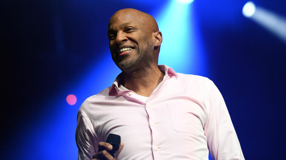     Лауреата премии "Грэмми" обвиняют в сексуальном насилии над ассистентом* Zuma/TASS