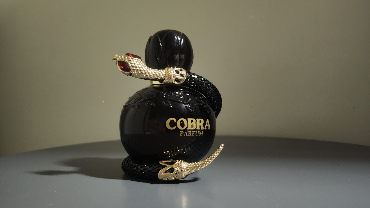 Мамины духи Cobra Jeanne Arthes