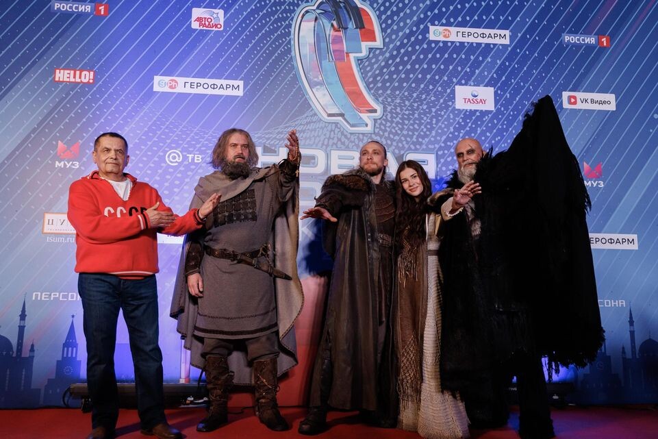    Sergey Elagin/Business Online / Николай Расторгуев с сыном Павлом (второй слева) / www.globallookpress.com