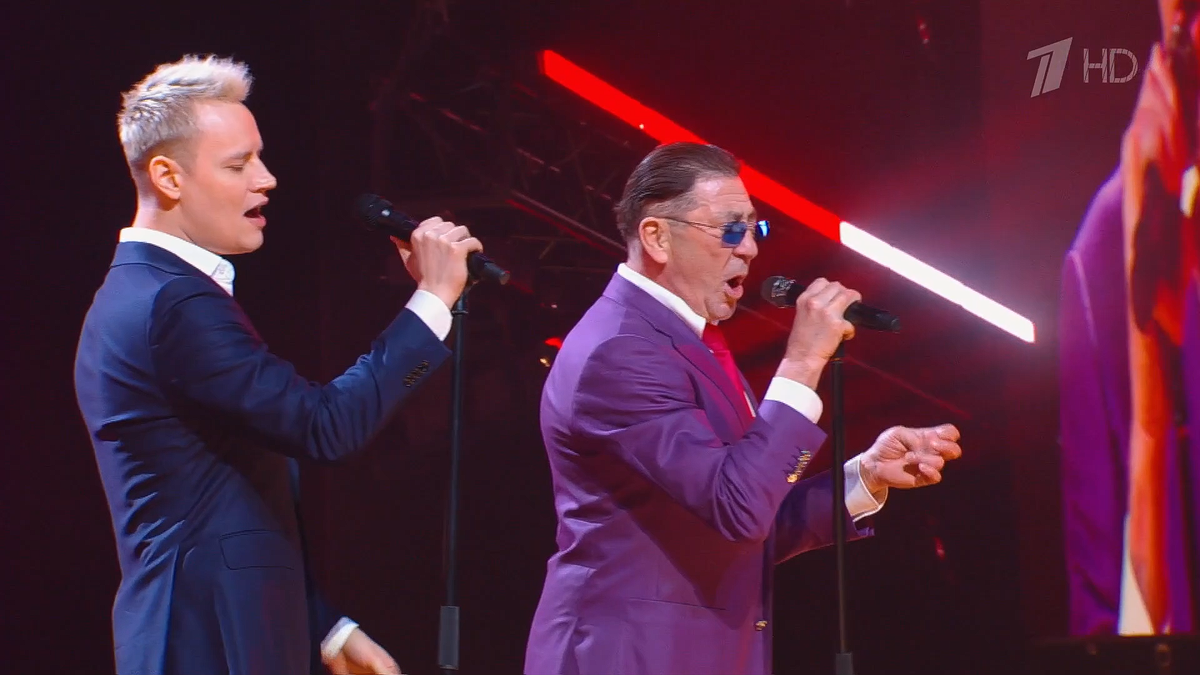 Оба в костюмах