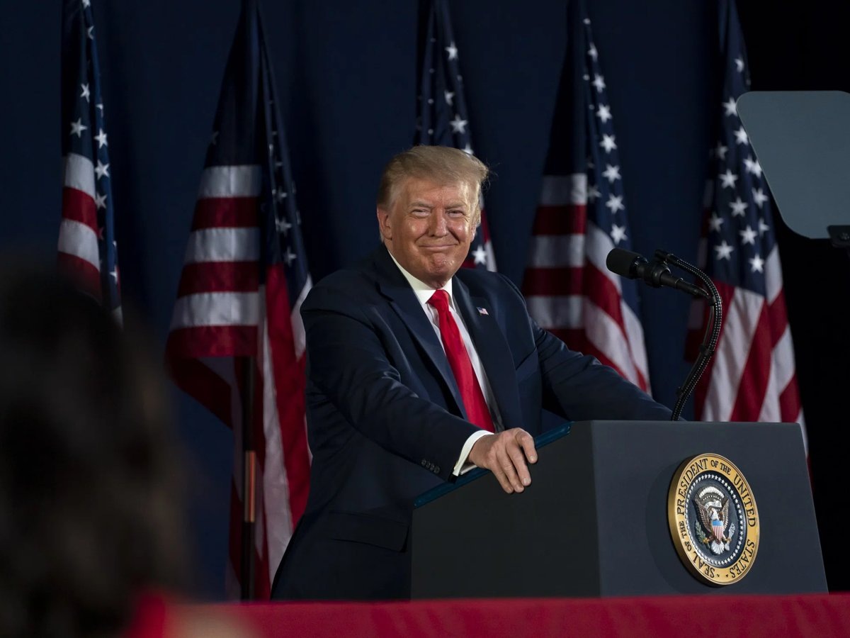     Дональд Трамп может обратить пристальное внимание на Кубу после успешной операции в Венесуэле, предрекает политолог Блохин