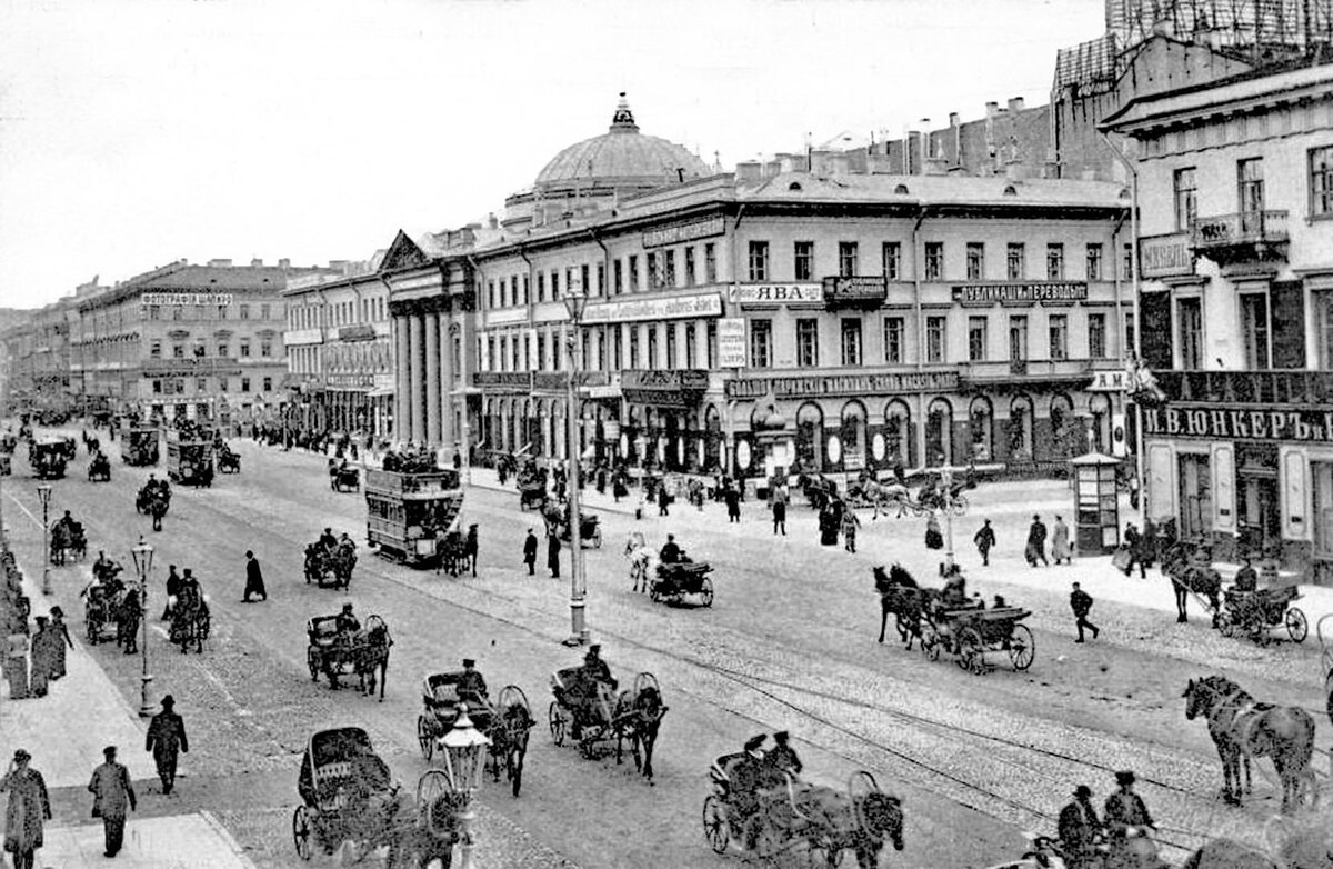 Так выглядела центральная улица столицы в 19 веке