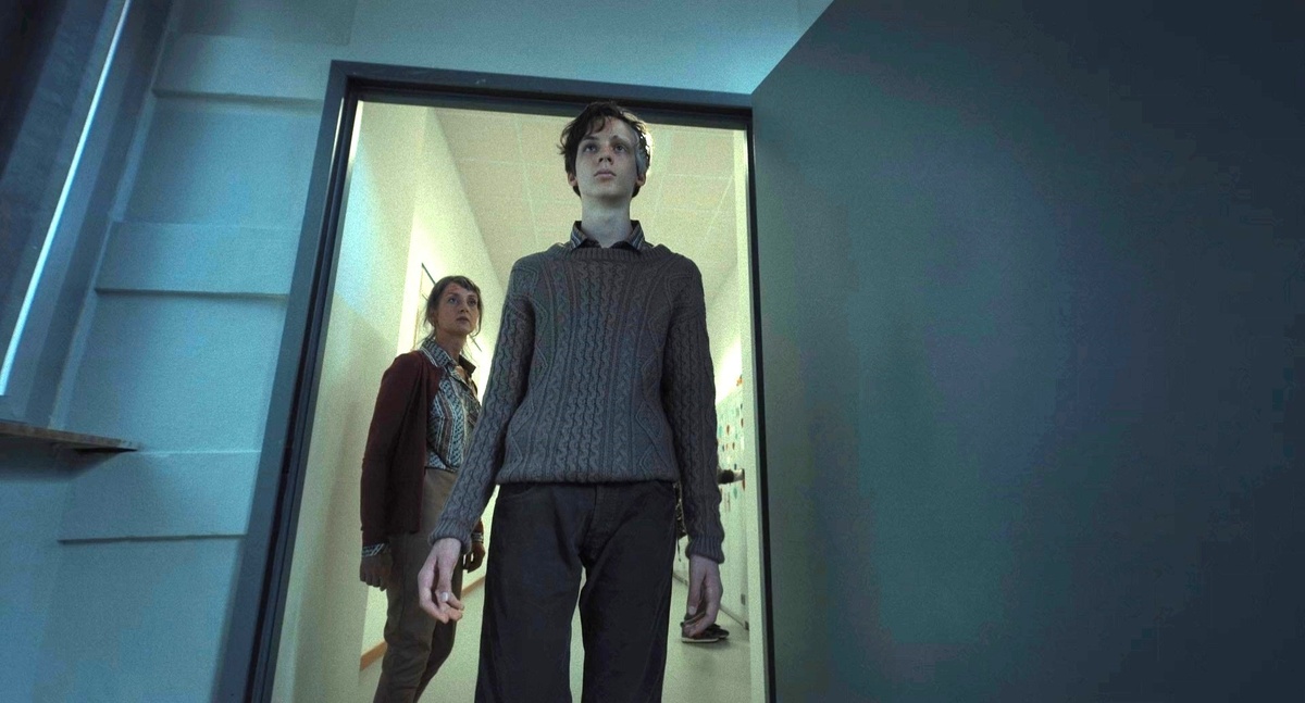 Кадр из к/ф «Долина улыбок».