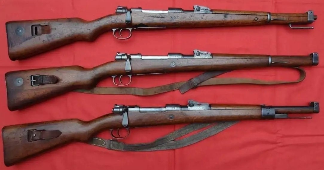 Сверху вниз: кавалерийский карабин 98, артиллерийский карабин 98, унифицированный карабин 98/02.