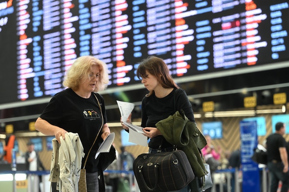    Самолет Челябинск — Сочи вылетел с опозданием из-за ограничений Евгения ГУСЕВА