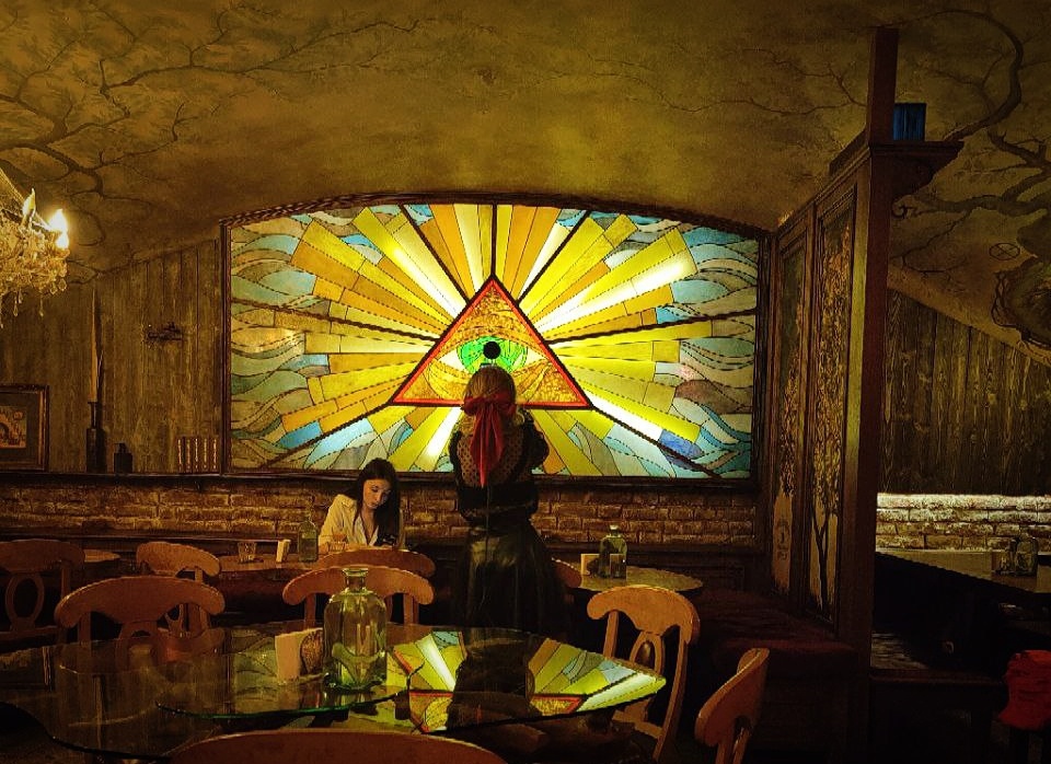 Интерьер бара