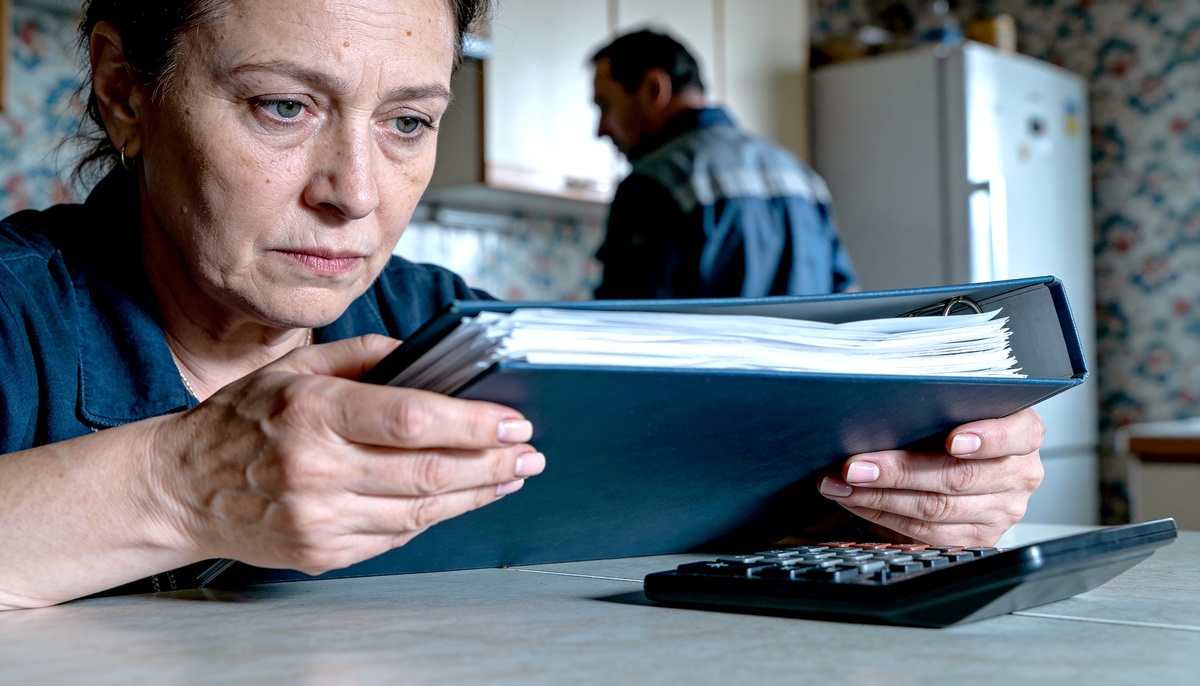 Вместо ужина жена подала мужу папку с расчетами