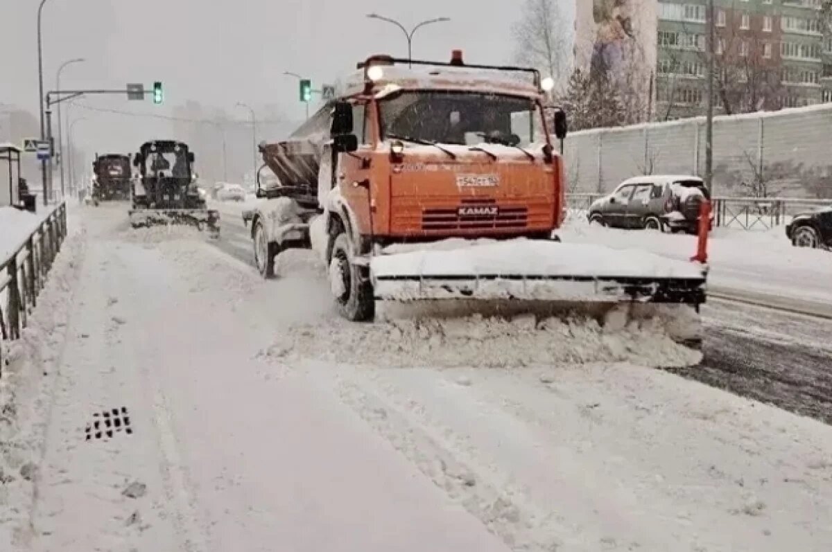    Снежный апокалипсис в Нижнем Новгороде: город накрыло рекордным снегопадом