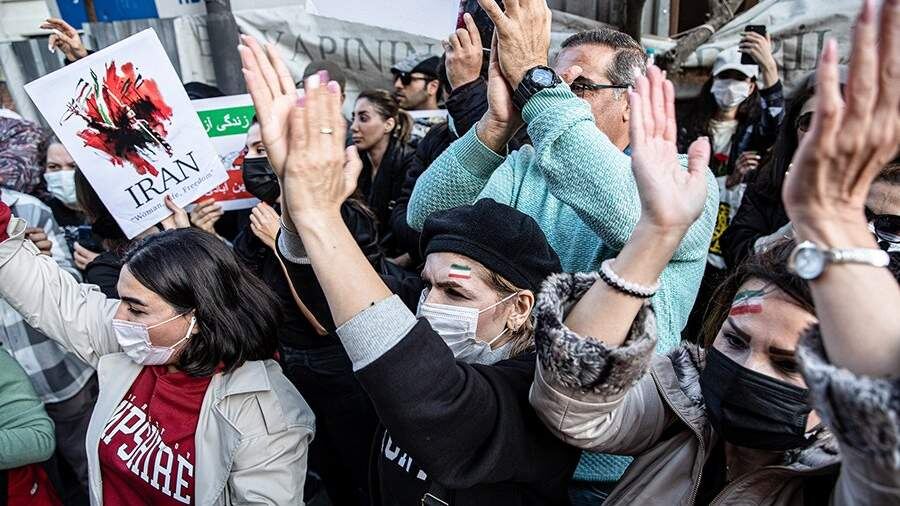 Иран в эпоху региональной оголенности: когда рушатся конструкции