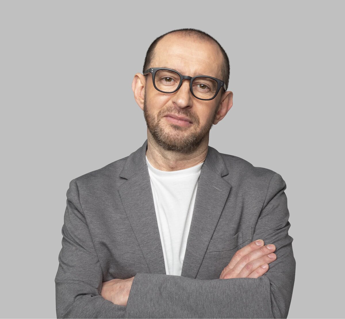 Константин Юрьевич Хабенский, российский актер, кинорежиссер, сценарист, продюсер, общественный деятель, Народный артист Российской Федерации. Родился 11 января 1972 года 