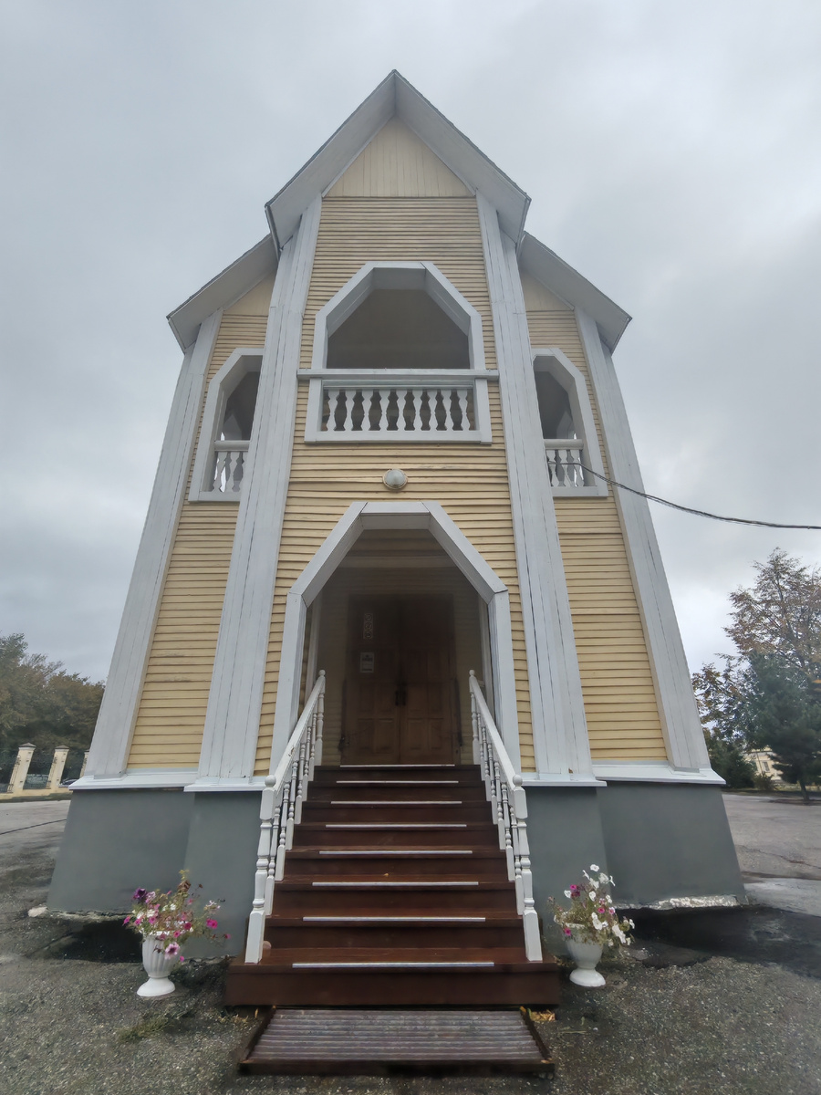 Церковь Всех Святых. Фото автора 