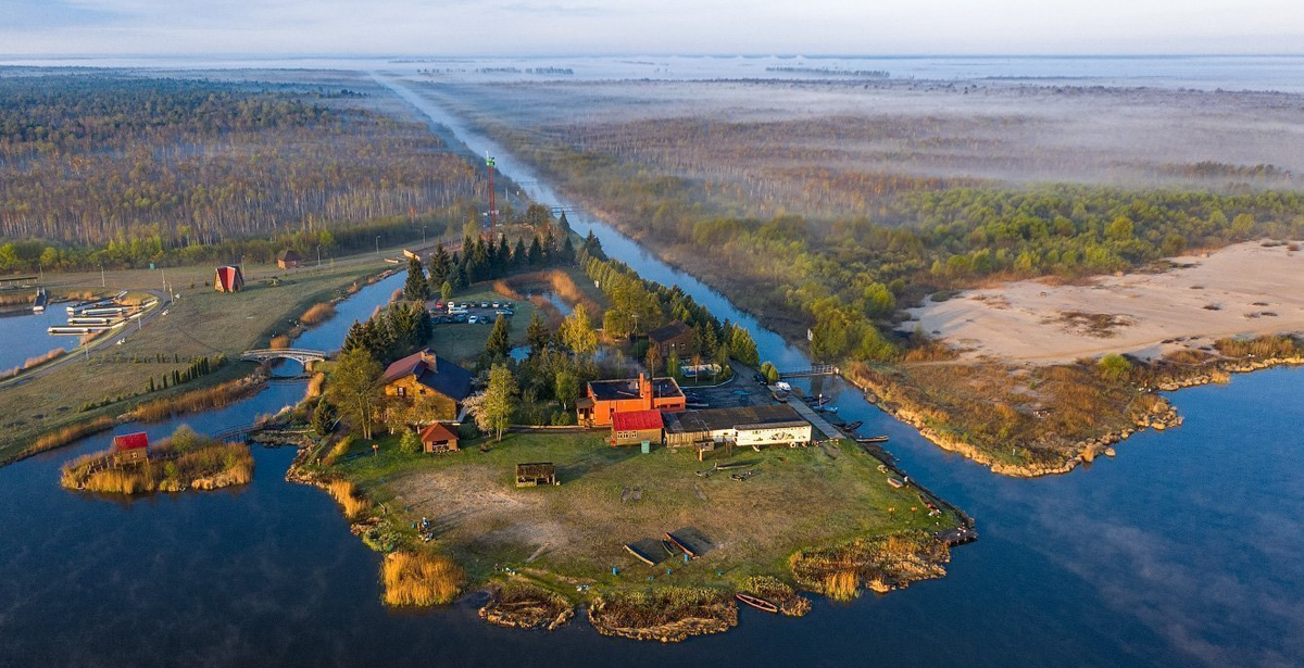 Огинский канал. Современный вид. planeta BELARUS / https://planetabelarus.by/sights/oginskiy-kanal/#gallery-13237-4