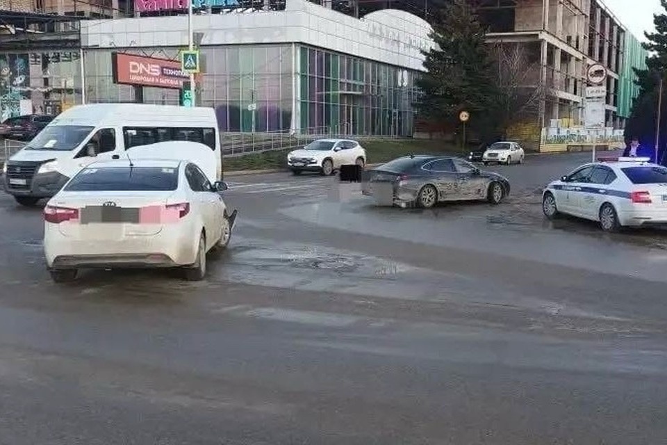    В Ставрополе в ДТП на перекрестке пострадал шестилетний ребенок. Фото: Госавтоинспекция Ставрополья