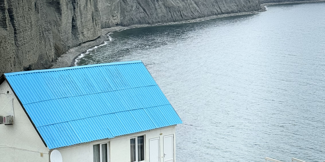 Почему люди уезжают через год из домов на море? Что нужно знать прежде чем выбрать переезд на море?