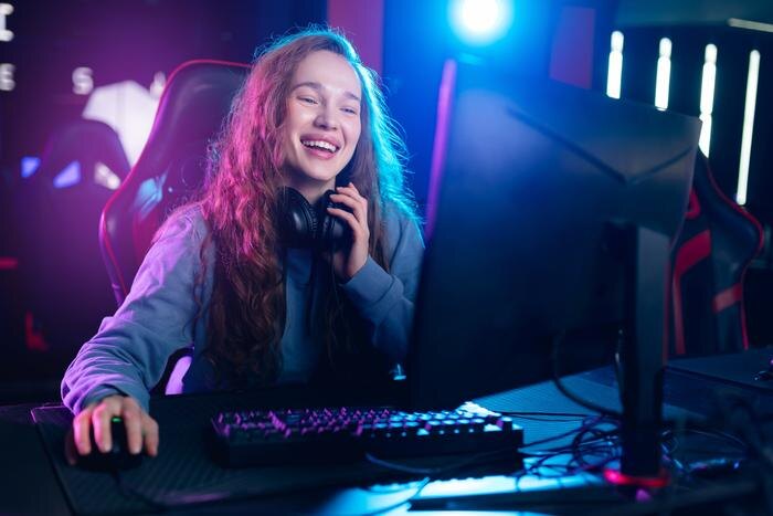 Подборка одиночных компьютерных игр, чтобы играть в них в конце новогодних каникул 2026. Фото © Shutterstock / FOTODOM / Parilov