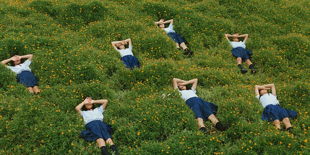 Почему эти фотографии невозможно быстро пролистать: редкий визуальный язык Осаму Йоконами | Подборка для вдохновения