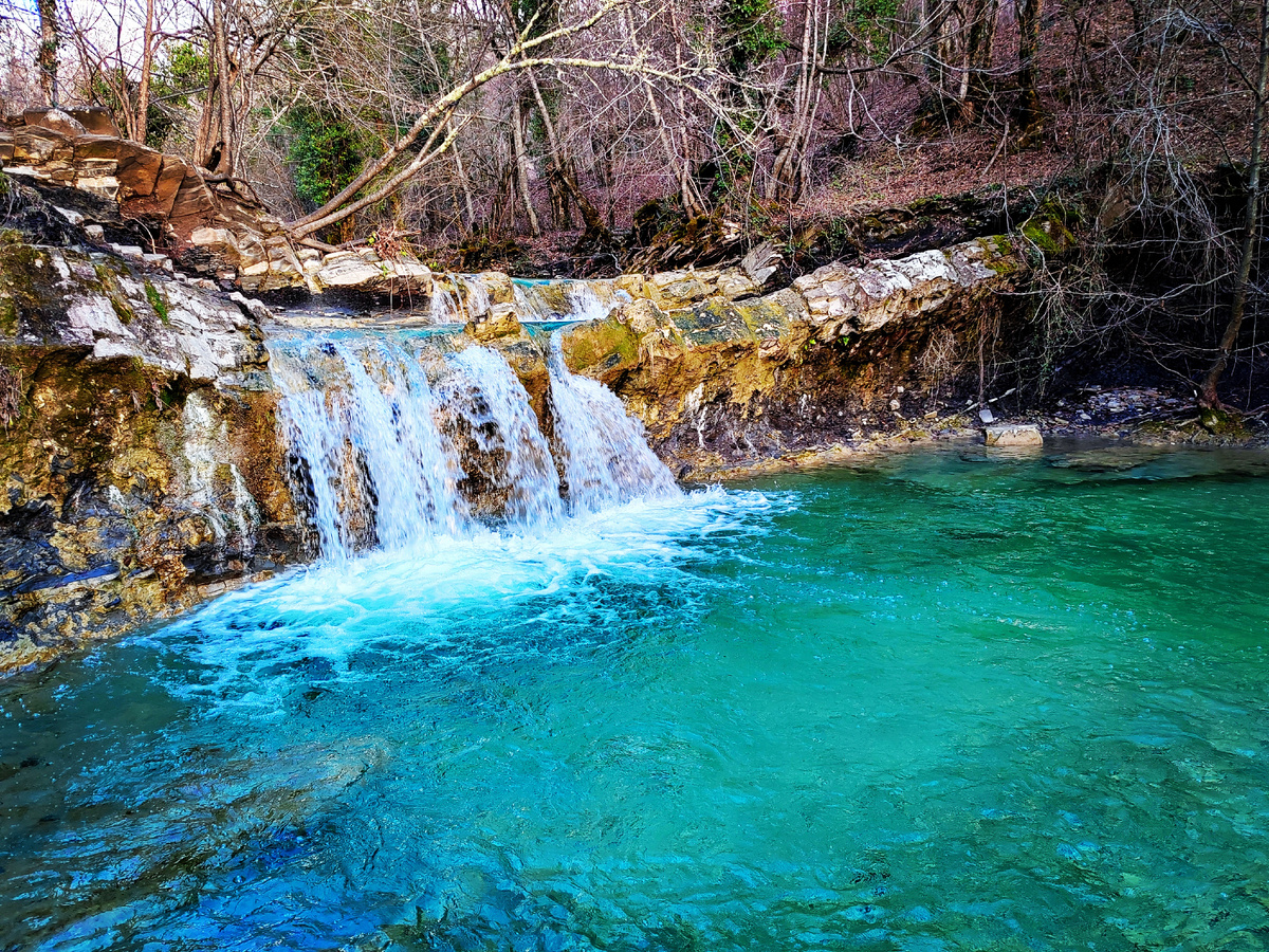 Водопады на реке Жане в окрестностях Геленджика. Фото автора