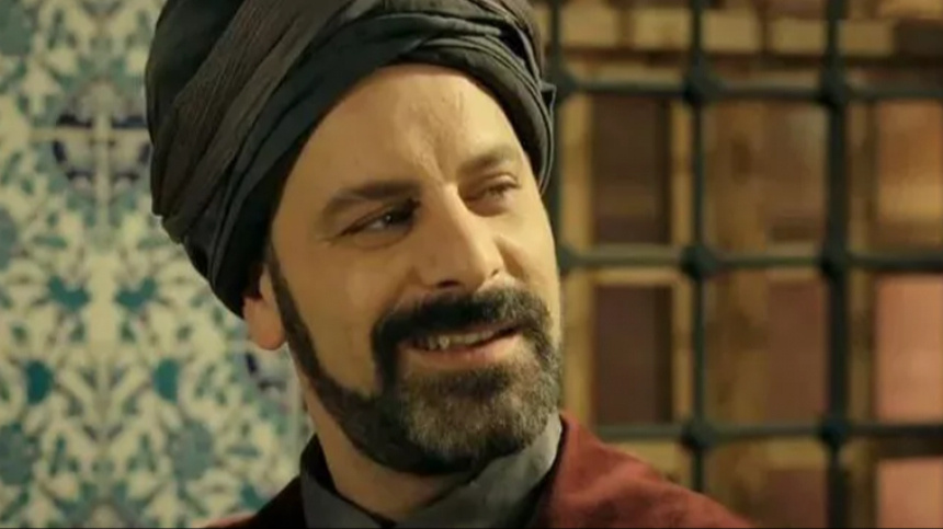 "Я не бил женщину!": Озан Гювен – из тюрьмы на сцену, скандальное возвращение под грифом "+18"