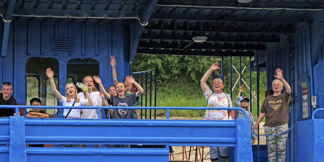 Бор. Глухой посёлок Енисея, откуда раньше летал самолёт в Токио