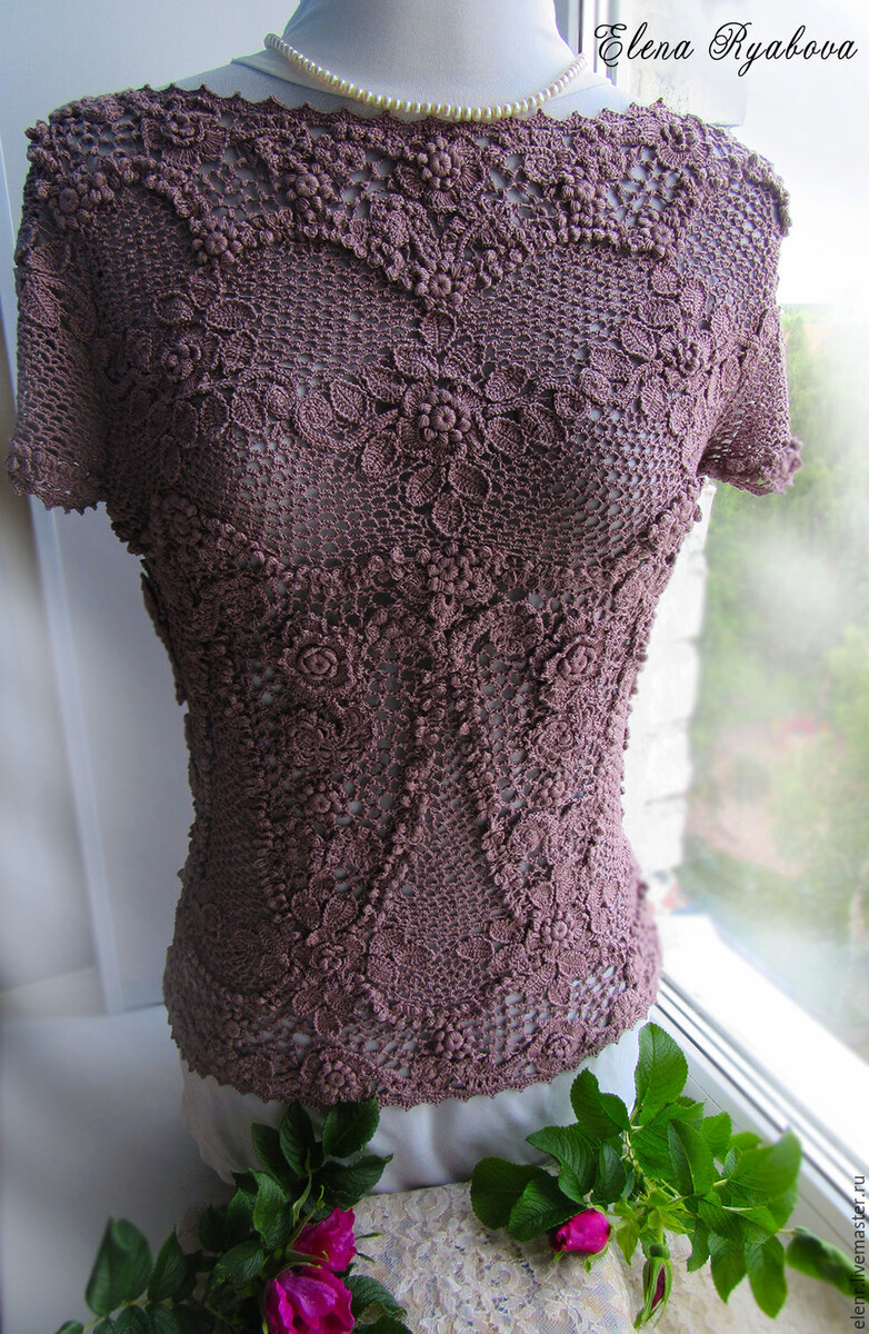 Топ "Дивный сад" Фото автора с сайта https://www.livemaster.ru/elena2514?view=profile