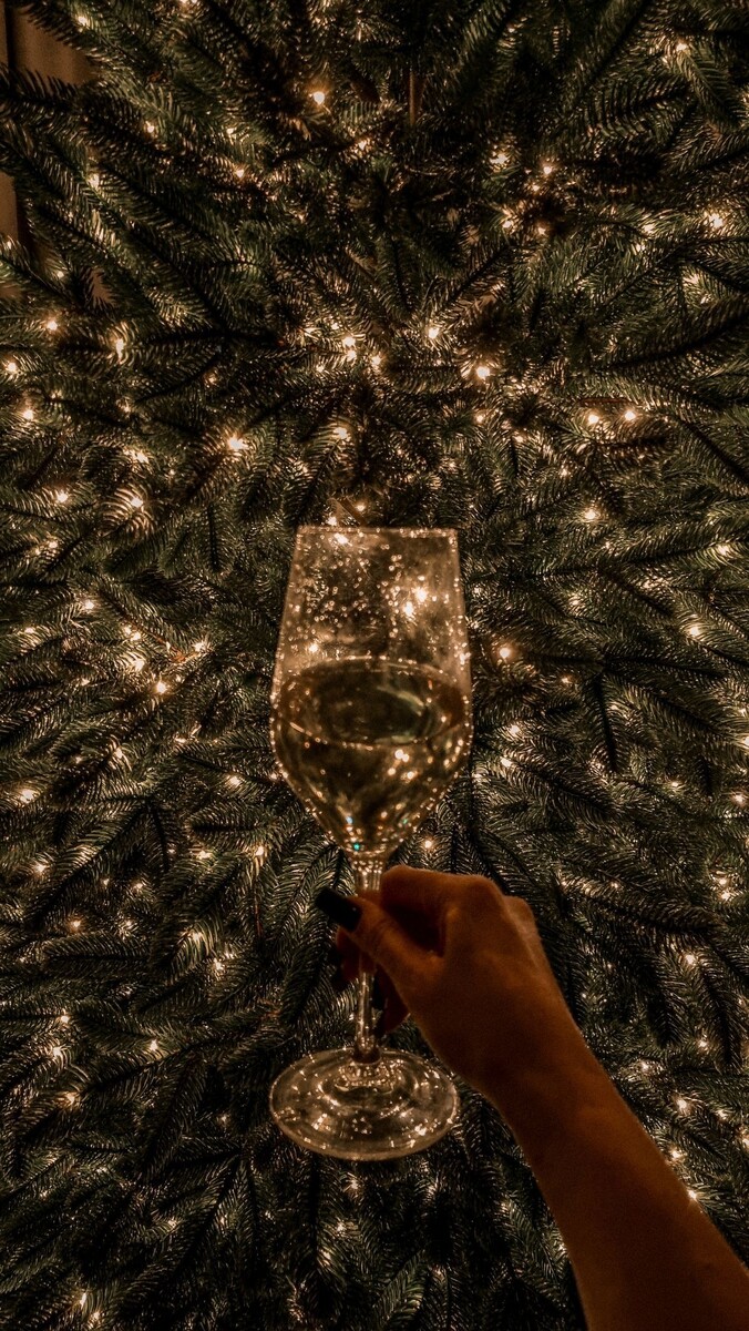 из сети https://i.pinimg.com/1200x/89/88/69/898869a02cbca096a31ca88548601280.jpg