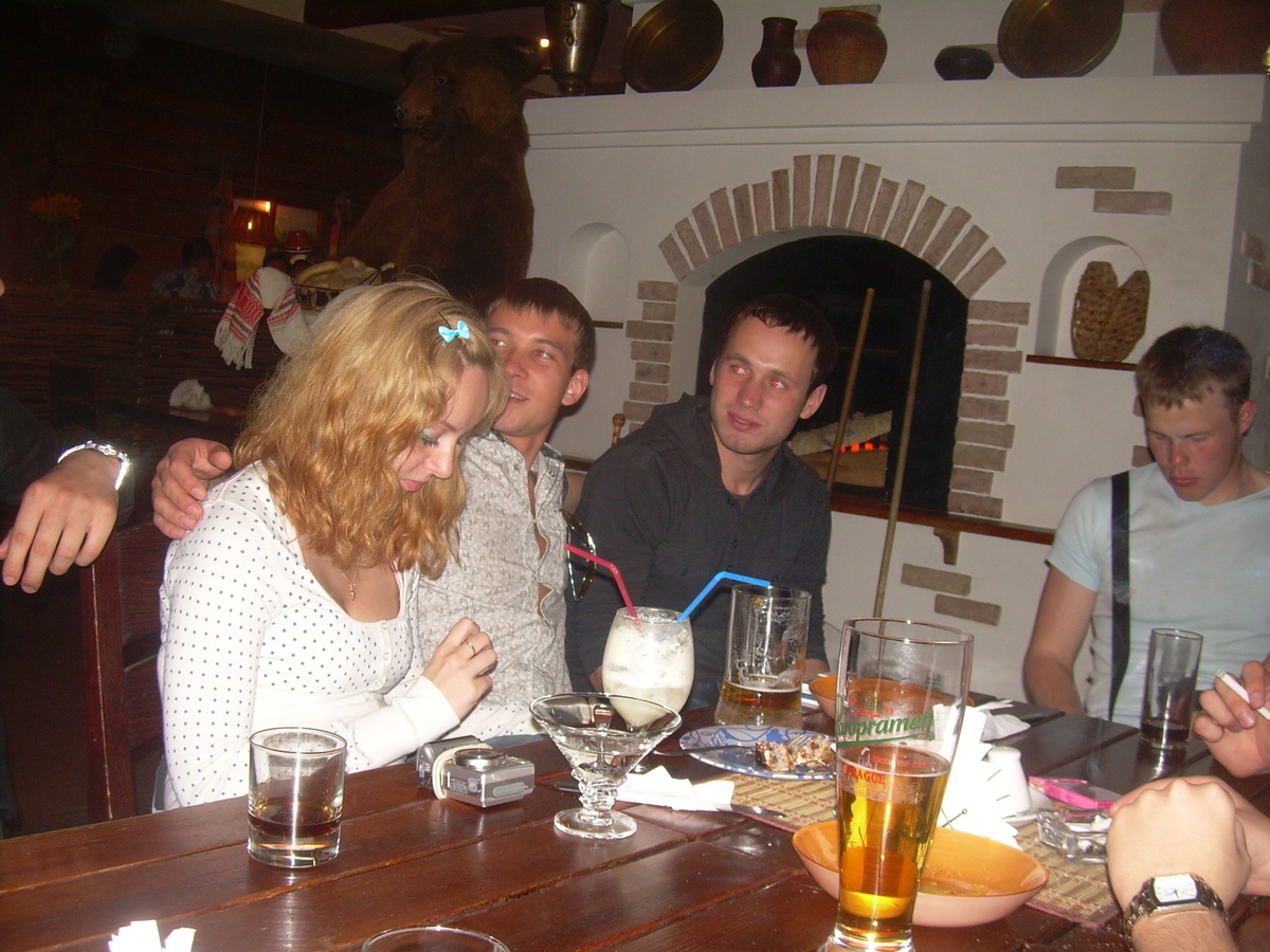 Лейтенанты отдыхают. Фото для иллюстрации.