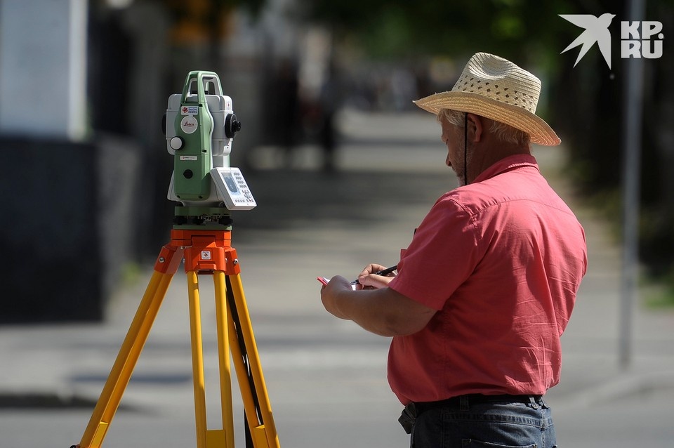    Самую большую зарплату (170 тыс. рублей) предлагают инженеру-геодезисту. Алексей БУЛАТОВ