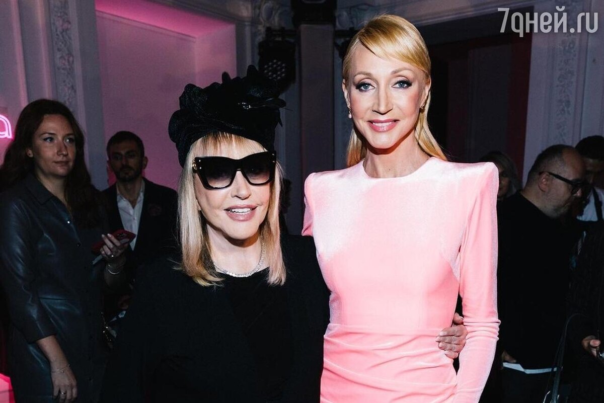    Кристина Орбакайте и Алла Пугачева Социальные сети