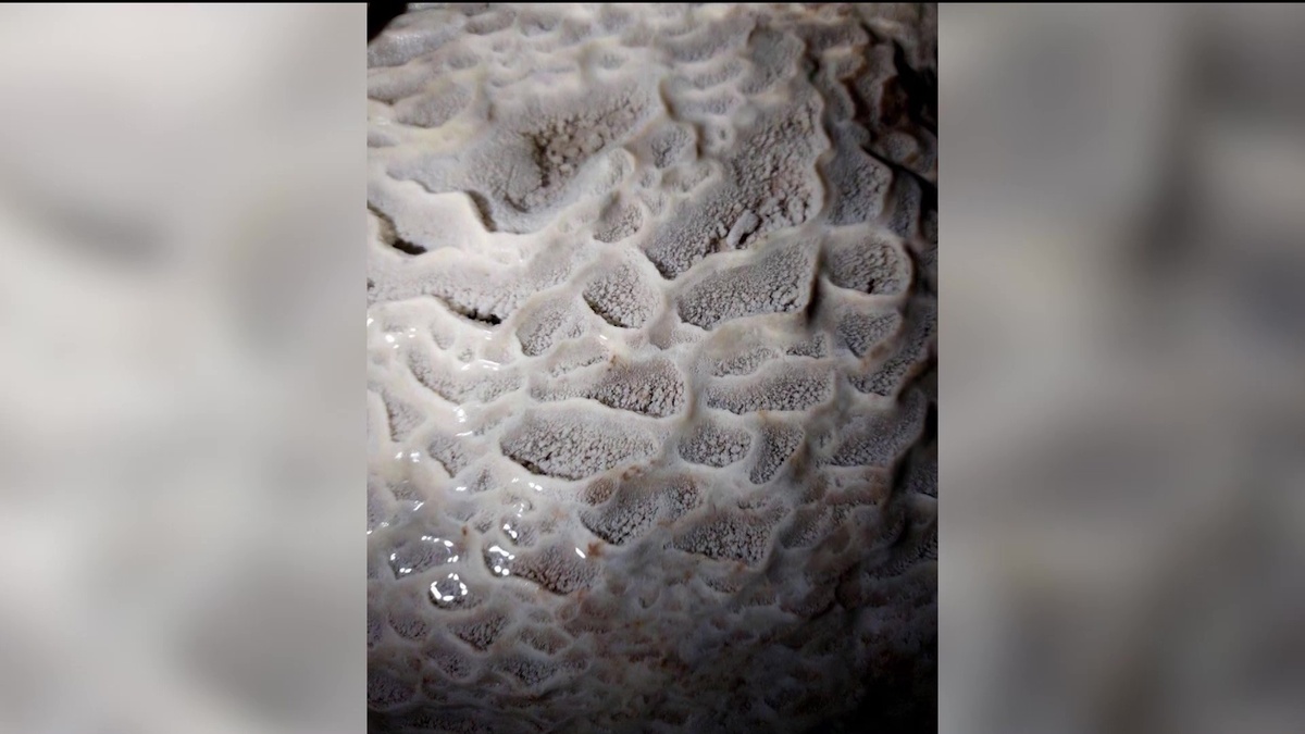    Вода рисует шедевры в пещере Шульган-Таш