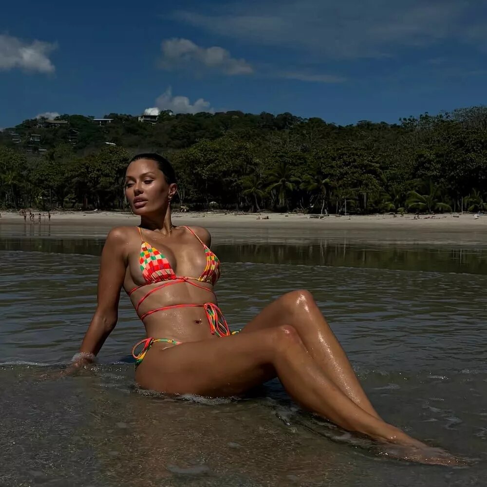 Виктория Боня📷
