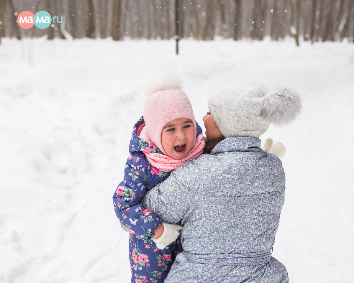 Ребёнок не хочет гулять зимой: что делать и можно ли на каникулах не выходить из дома