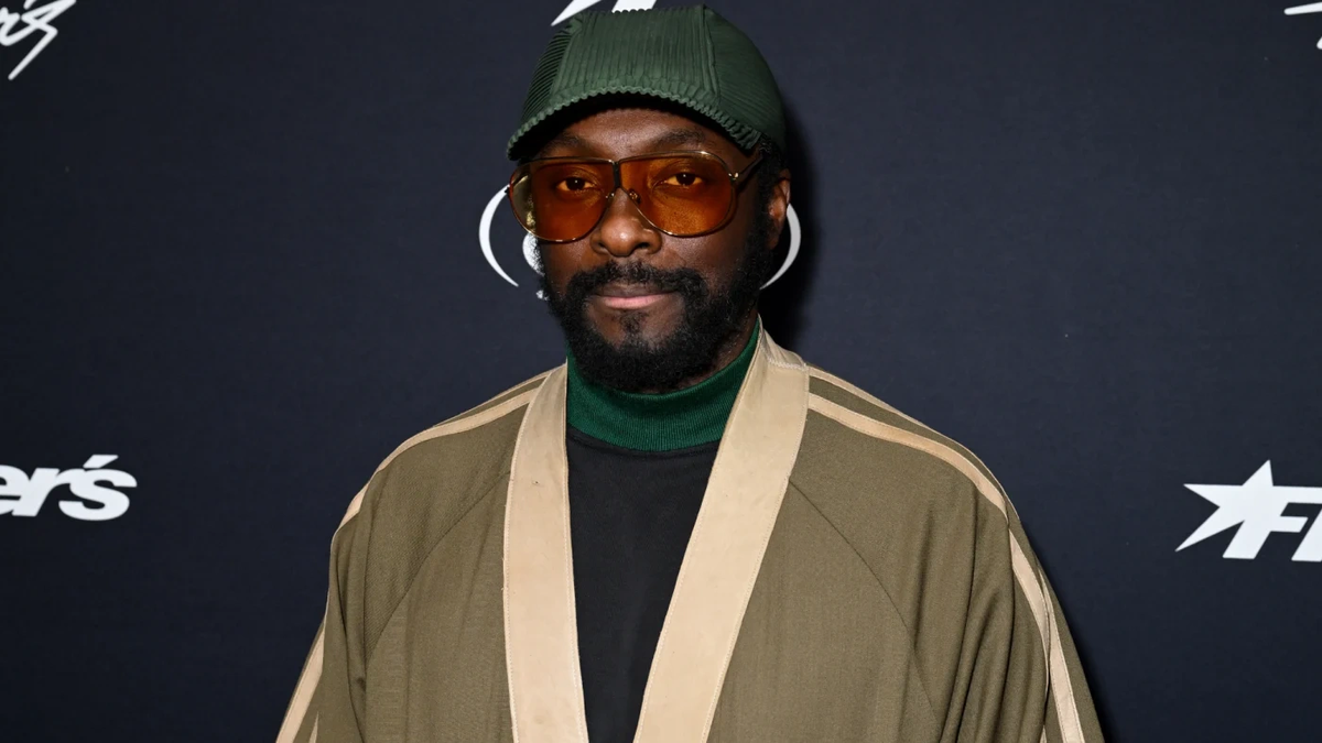    Музыкант Уильям Адамс (will.i.am)