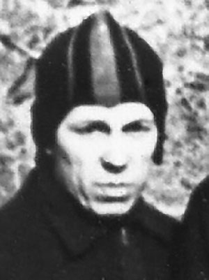 На фото: Николай Джурук, тренер иркутских хоккеистов