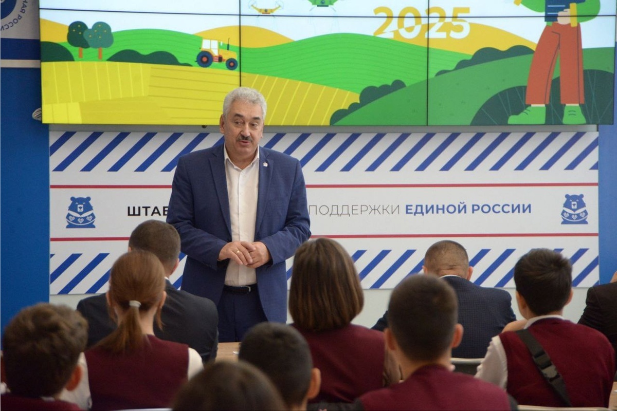    Фото: Председатель Госсовета Чувашии Леонид Черкесов, источник: t.me/LCherkesov