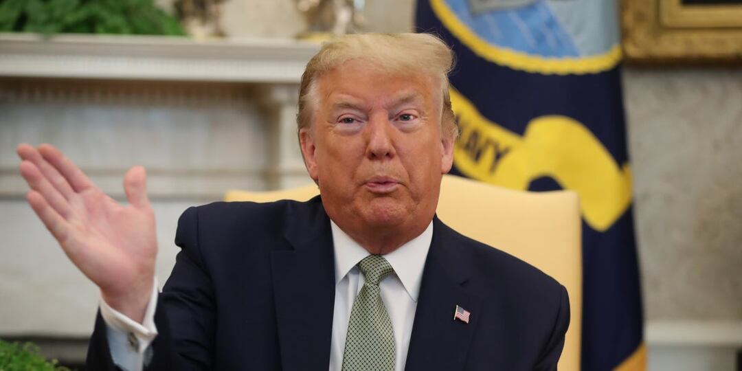 Трамп загнан в угол: ради спасения «напечатанной» экономики, ему придется воевать, захватывать новые страны, нарушать законы