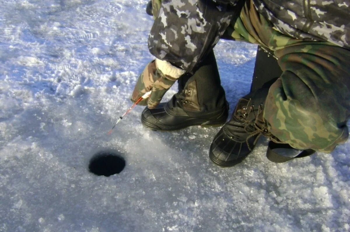    МЧС предупредило томичей об опасностях зимней рыбалки