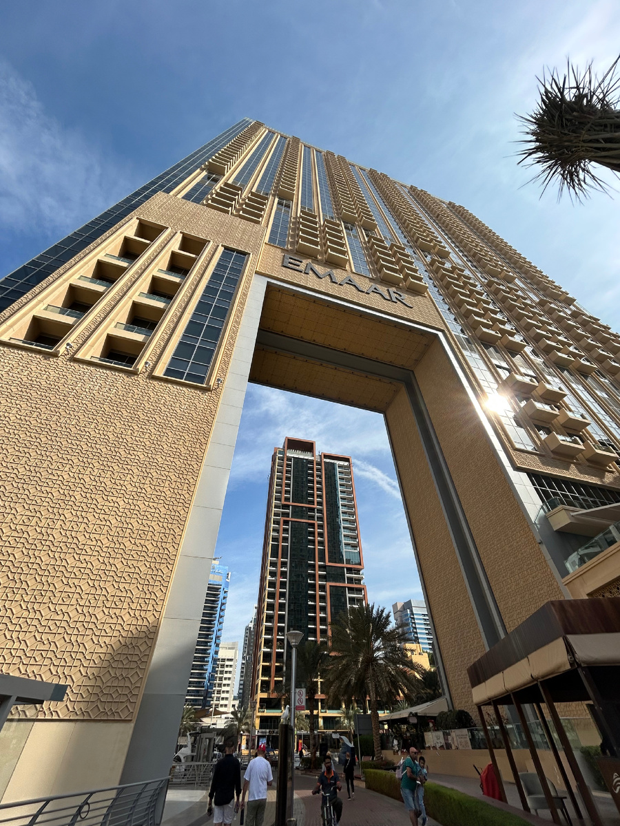 Набережная Марина