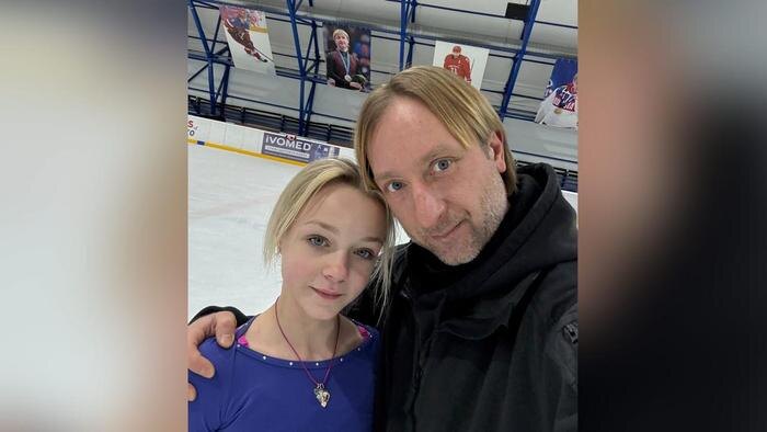 Обложка © Telegram / Евгений Плющенко