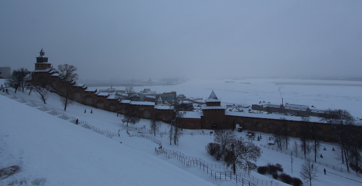 Слева Ока, прямо и справа - друга река.