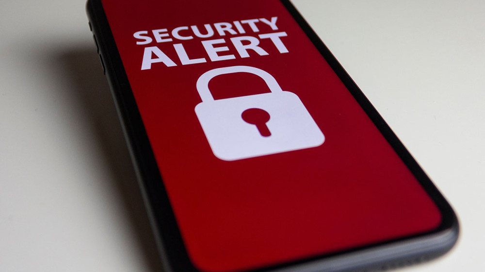    iPhone под прицелом вируса почему теперь каждому стоит насторожиться