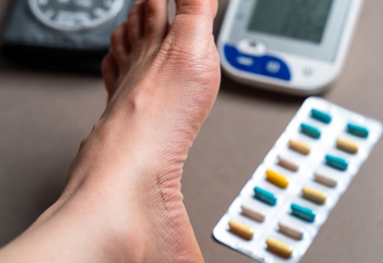 Лерканидипин вместо амлодипина: правда о том, как избежать отеков ног