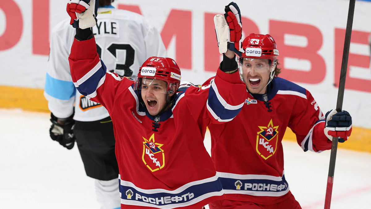 Фото из открытых источников (ЦСКА в ретро-форме)