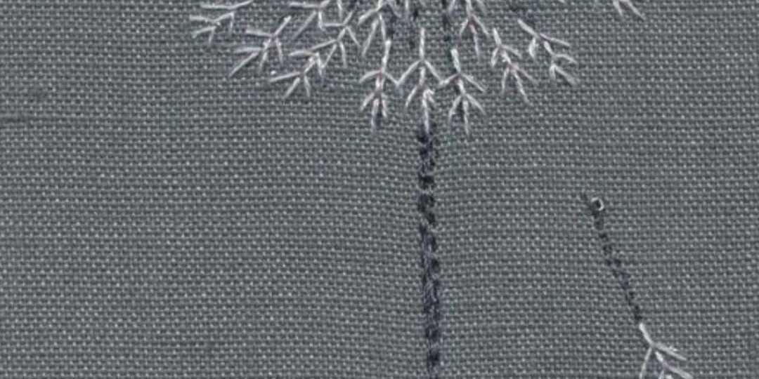 И снова - одуванчики, не могу пройти мимо этих чудесных и воздушных цветов. Схемы вышивки и примеры для вдохновения.