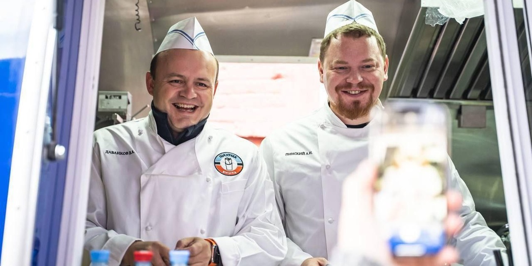 Даванков опять пробил дно: пока страна переживала за танкеры и за дом Путина, вице-спикер Госдумы спасал шаурму