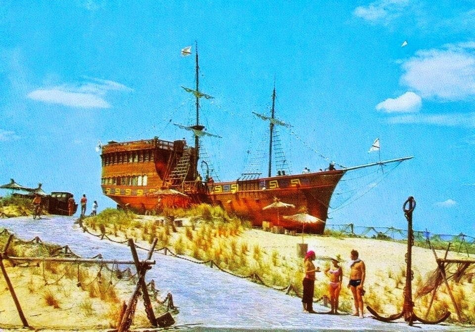 Корабль Пири Рейса, подаренный Несебару после того, как адмирал понял, что эта работа ему не подходит, и стал картографом. 